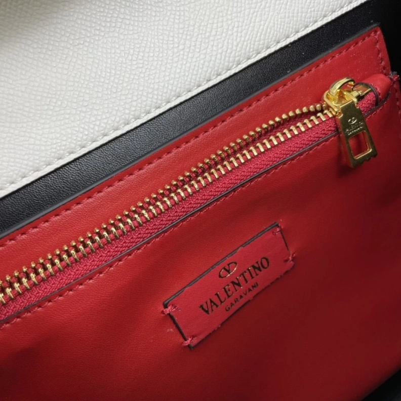 SportInspired Vxlxntino Handle Bags 77194