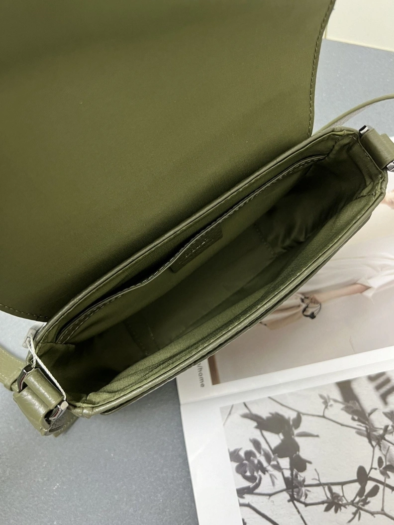 Versatile Dxxr Satchel bags 61678