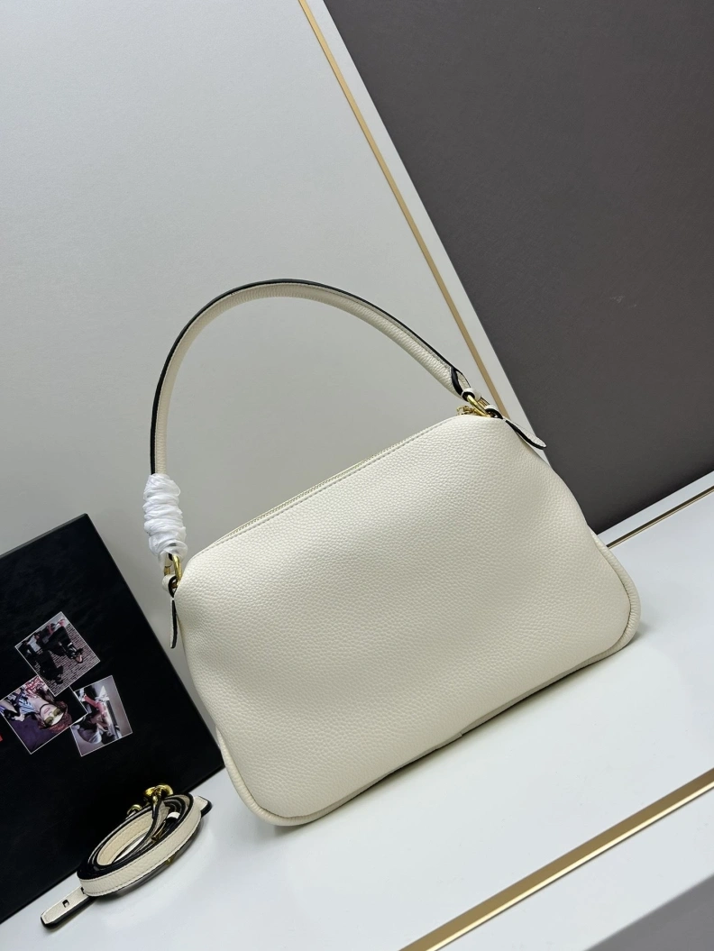 WellDesigned Prxdx Top Handle Bags 58265