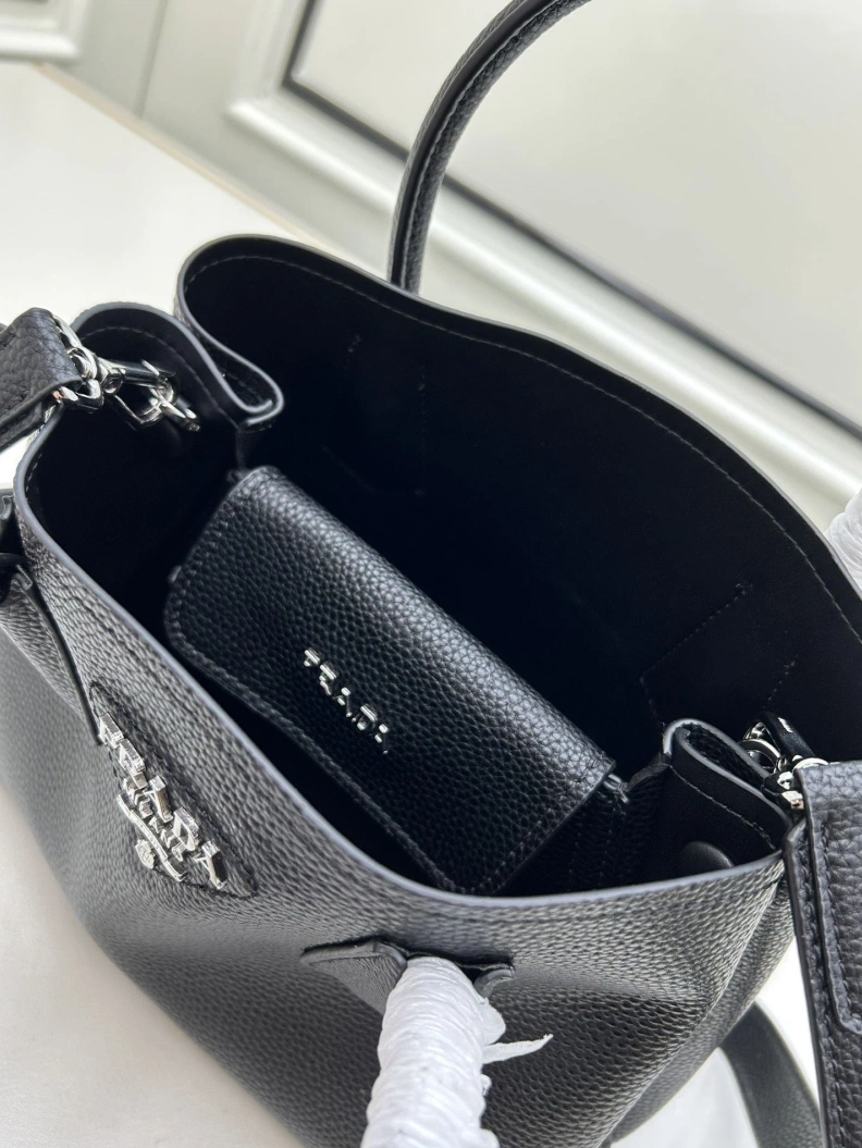 Versatile Prxdx Top Handle Bags 58186