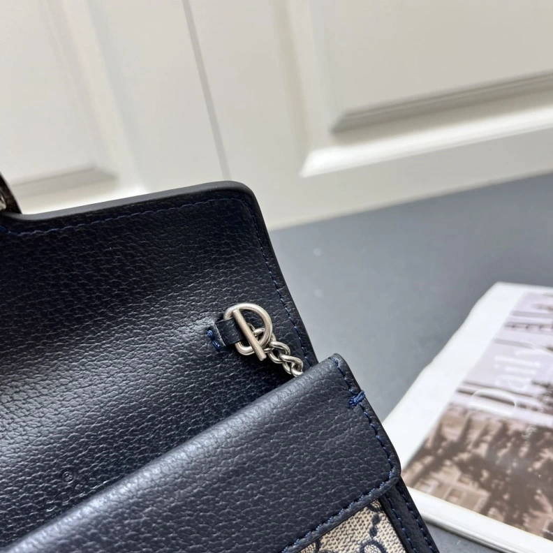 Functional Gxccx Wallets & Purse 50405