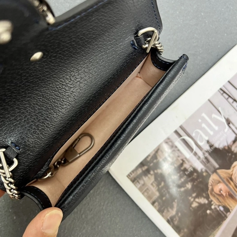 Functional Gxccx Wallets & Purse 50405