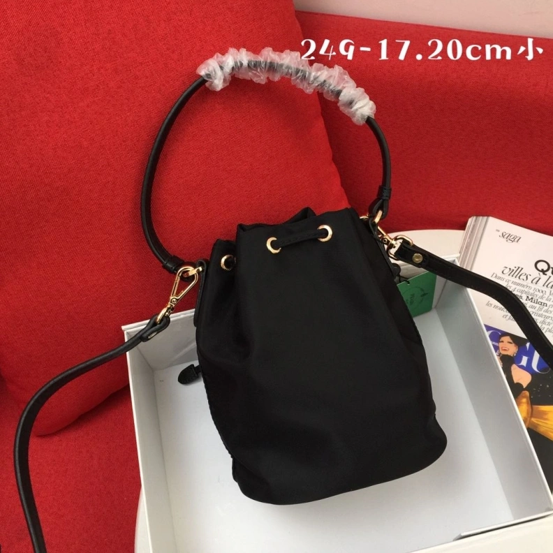 Prxdx Bucket Bags Vibrant 59079