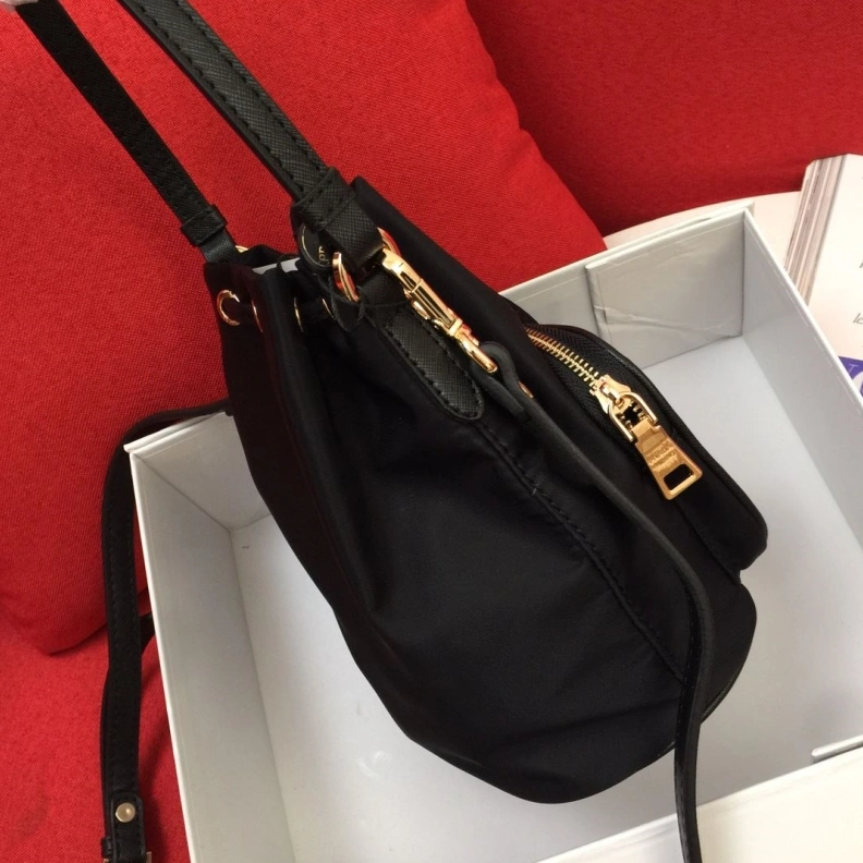 Prxdx Bucket Bags Vibrant 59079