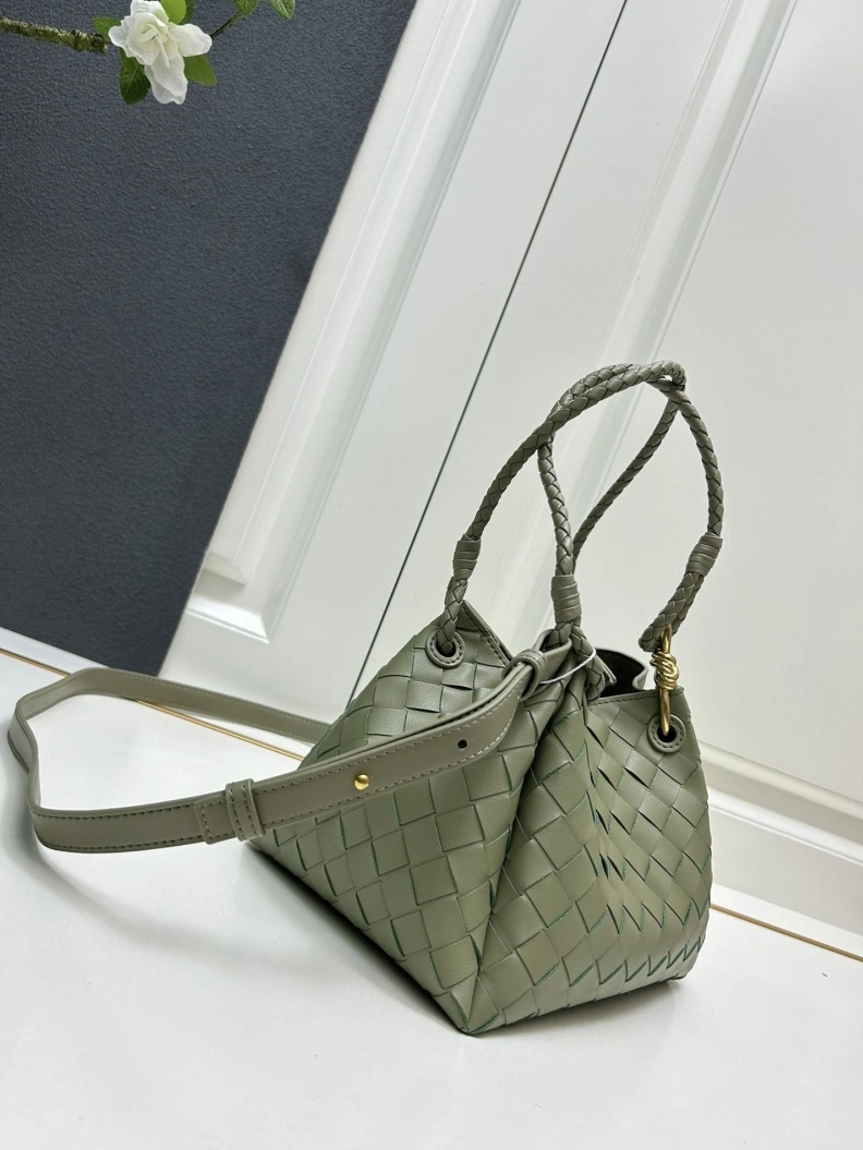 Minimalist BX Top Handle Bags 78431