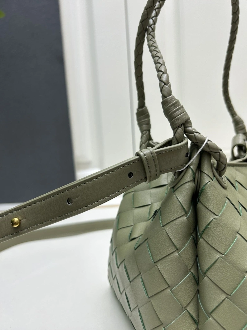 Minimalist BX Top Handle Bags 78431