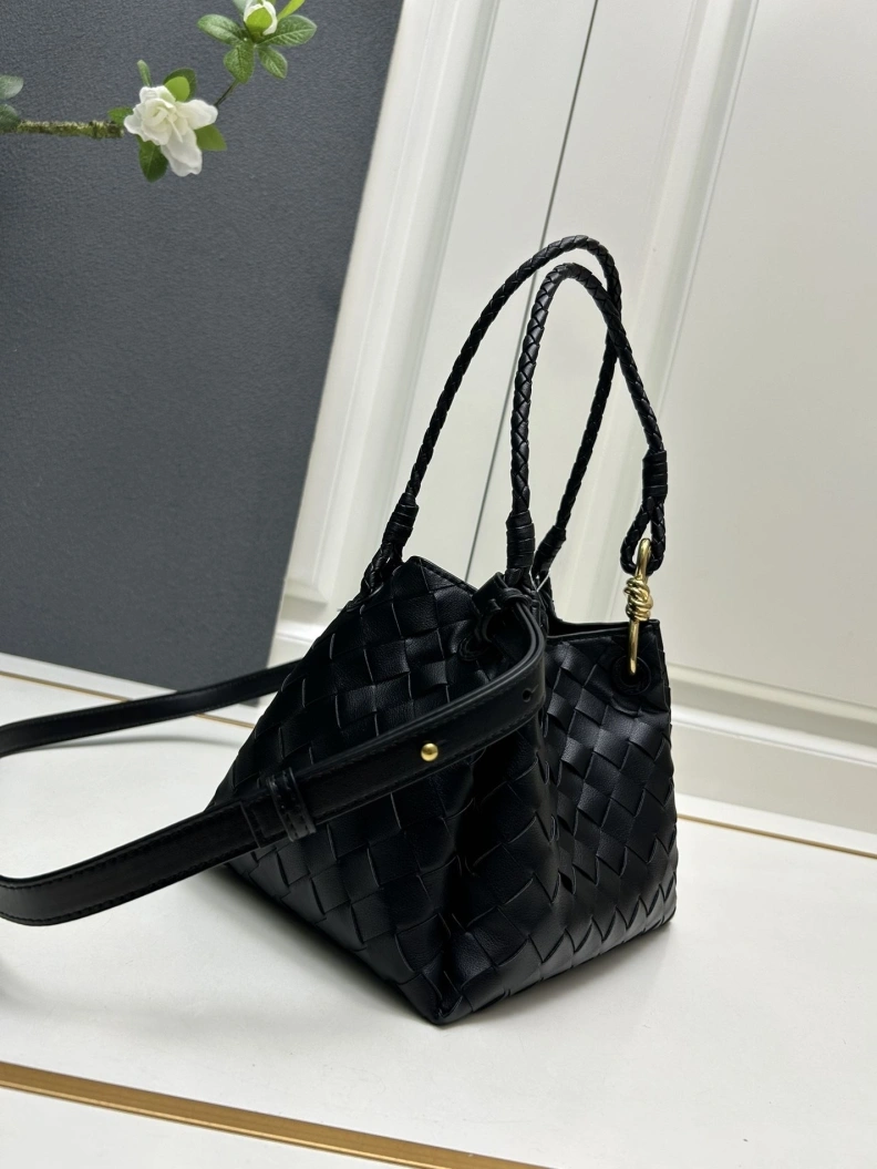 Minimalist BX Top Handle Bags 78394