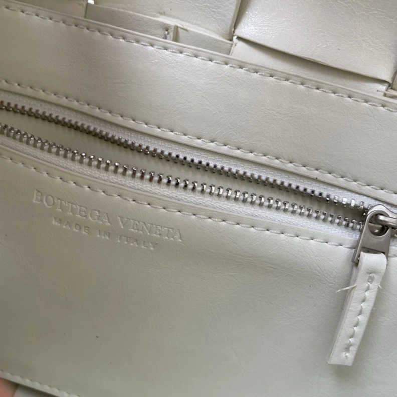 Sleek BX Satchel Bags 78521