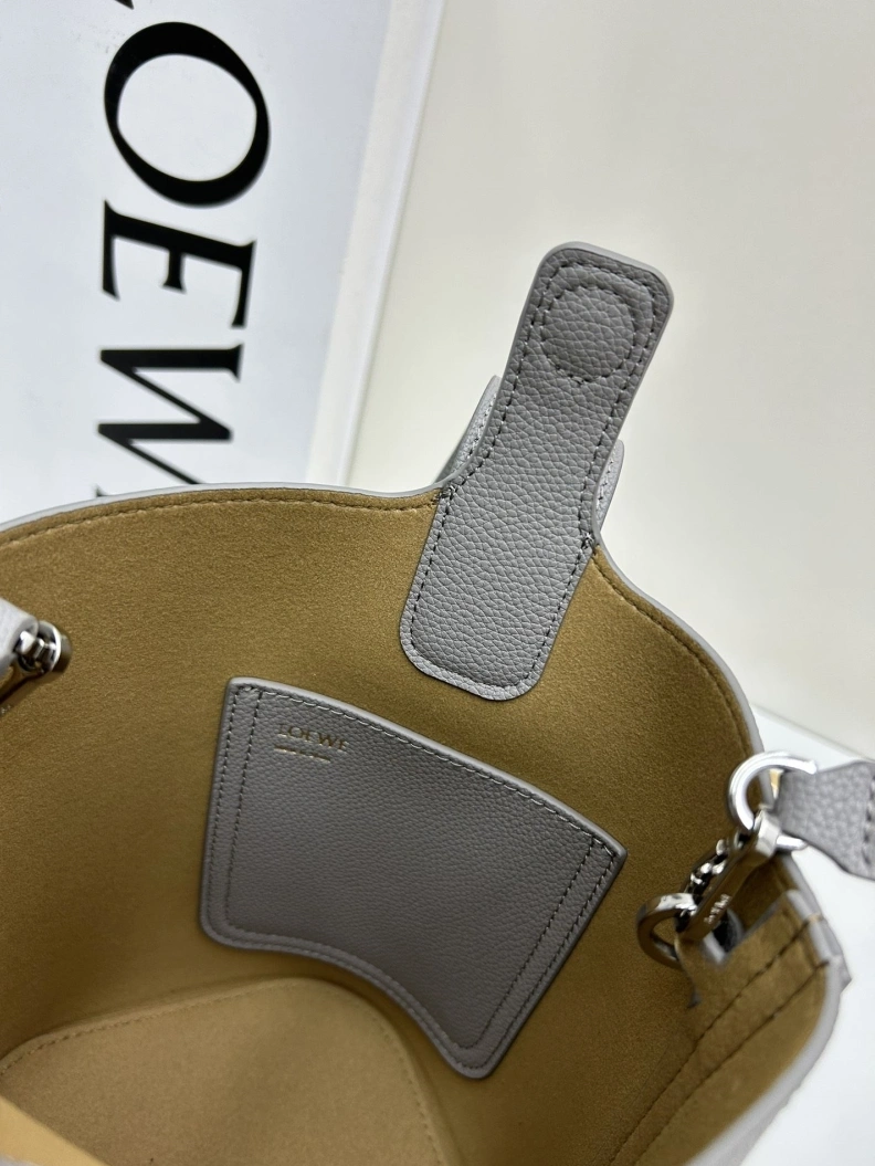 Refined Lxxwe Bucket Bags 77852