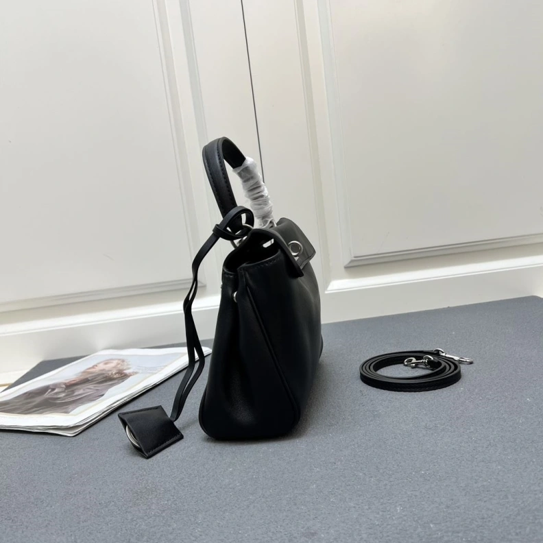 Bxlxnciaga Top Handle Bags Affordable 78669