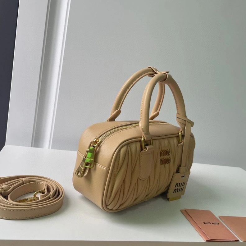 Reliable MIX MIX Top Handle Bags 77418