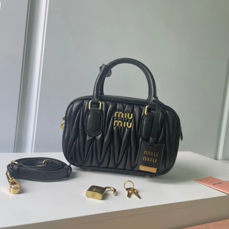 MIX MIX Top Handle Bags Resilient 77420