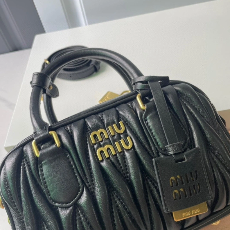 MIX MIX Top Handle Bags Resilient 77420