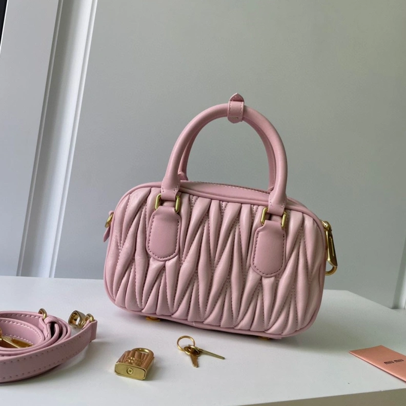 UrbanStyle MIX MIX Top Handle Bags 77408