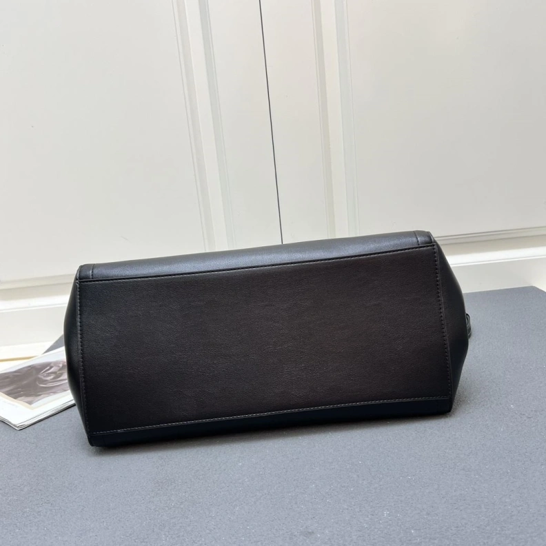 DailyWear Vxlxntino Handle Bags 77192