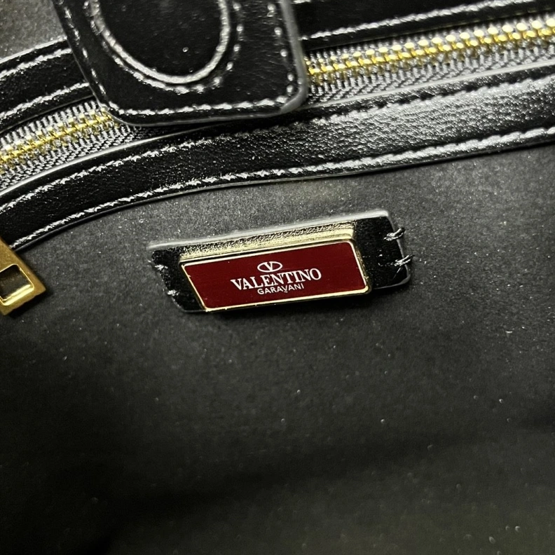 Flexible Vxlxntino Handle Bags 77177