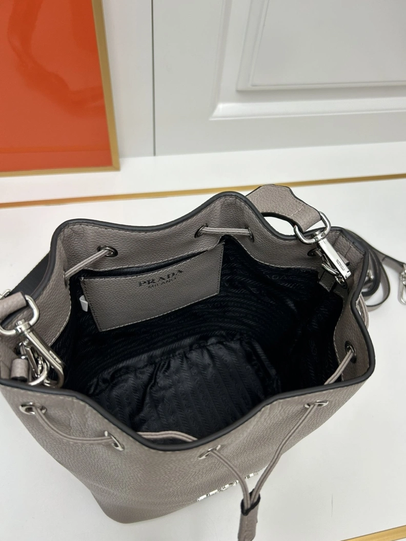 Practical Prxdx Bucket Bags 59061
