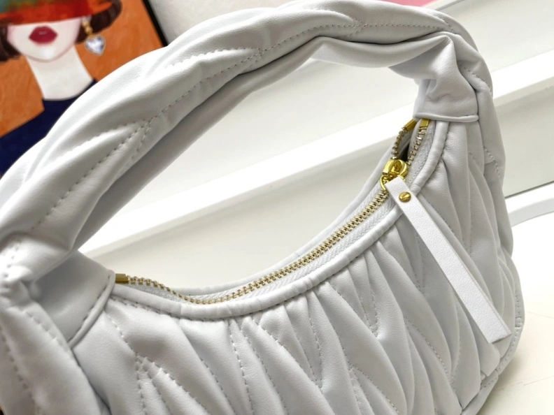 Trendsetting MIX MIX Top Handle Bags 77385