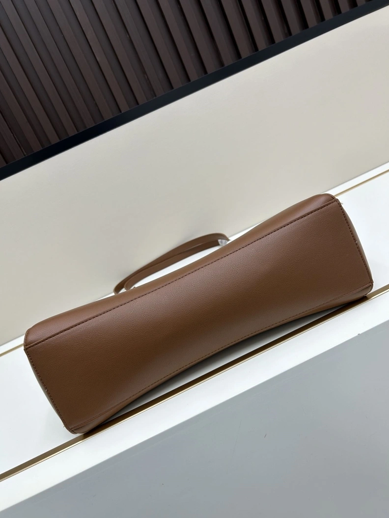 Bold Bxlxnciaga Shopping Bags 78764