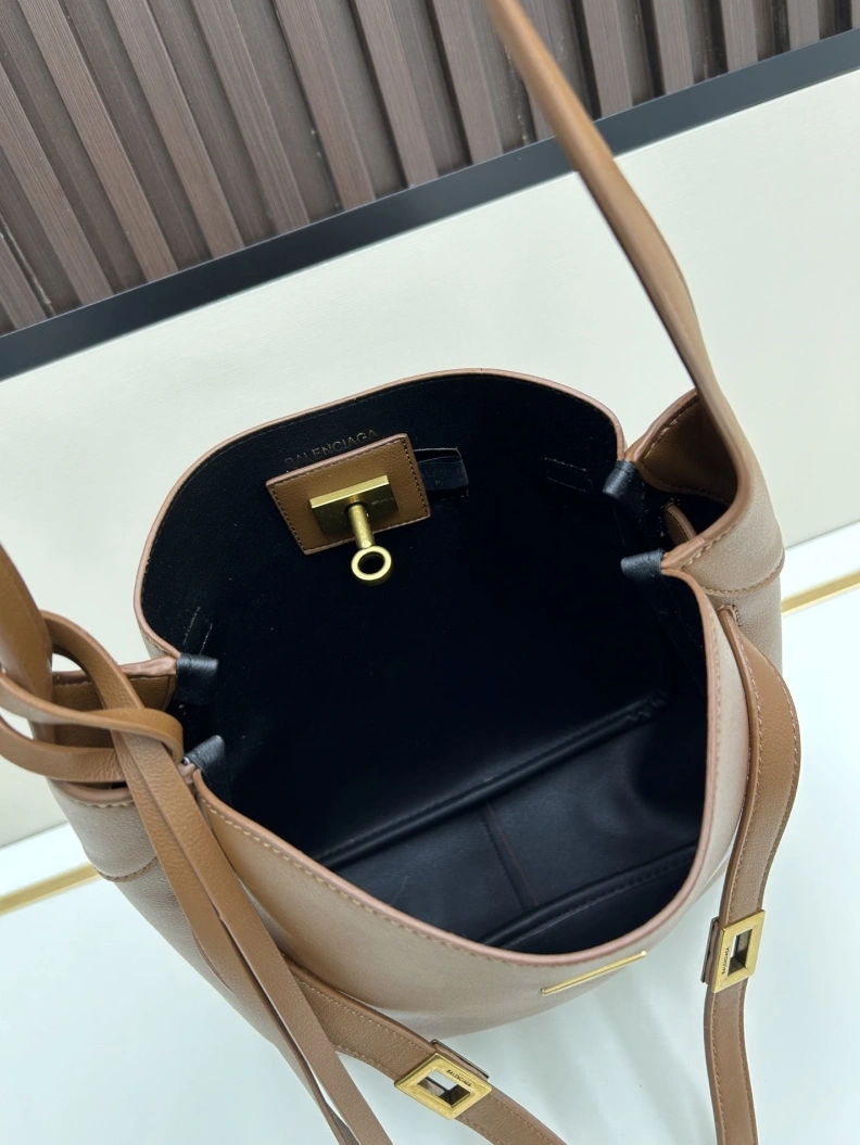 Bxlxnciaga Satchel Bags AllSeason 78791