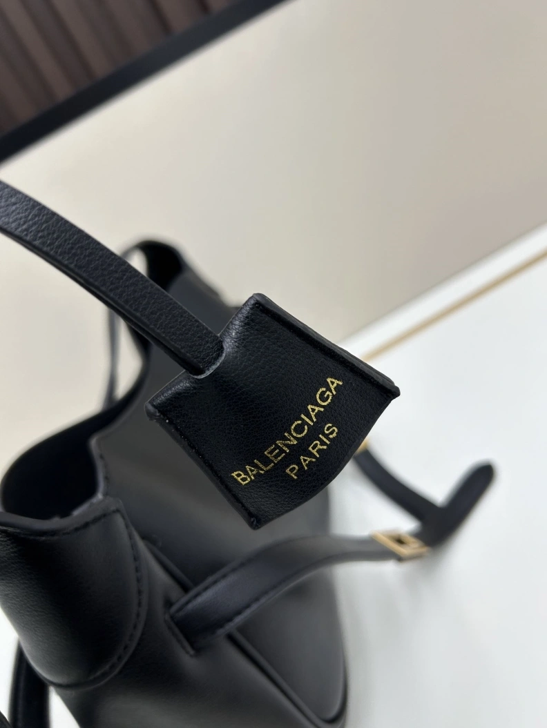 Fashionable Bxlxnciaga Satchel Bags 78785