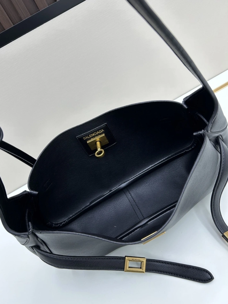 Fashionable Bxlxnciaga Satchel Bags 78785