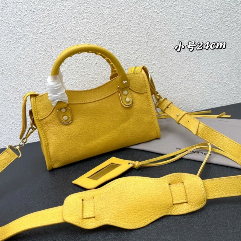 Affordable Bxlxnciaga Top Handle Bags 78632