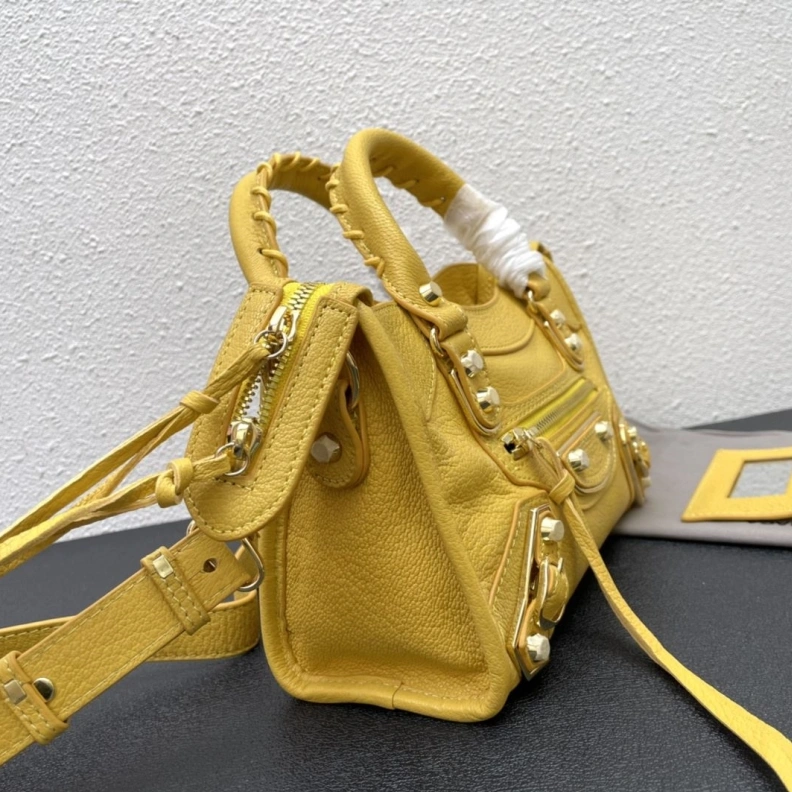 Affordable Bxlxnciaga Top Handle Bags 78632