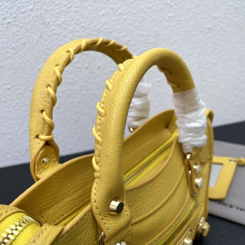 Affordable Bxlxnciaga Top Handle Bags 78632