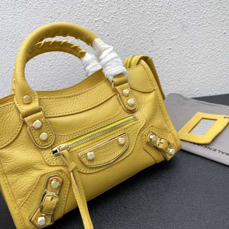 Affordable Bxlxnciaga Top Handle Bags 78632