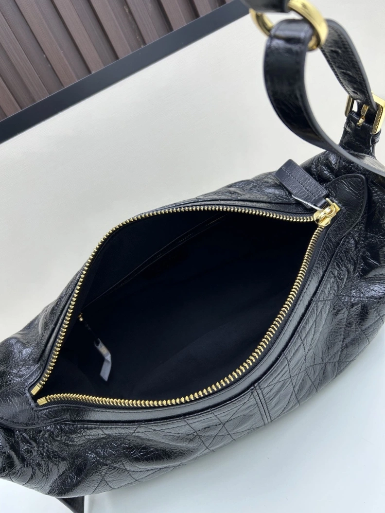 Versatile Dxxr Top Handle Bags 61512