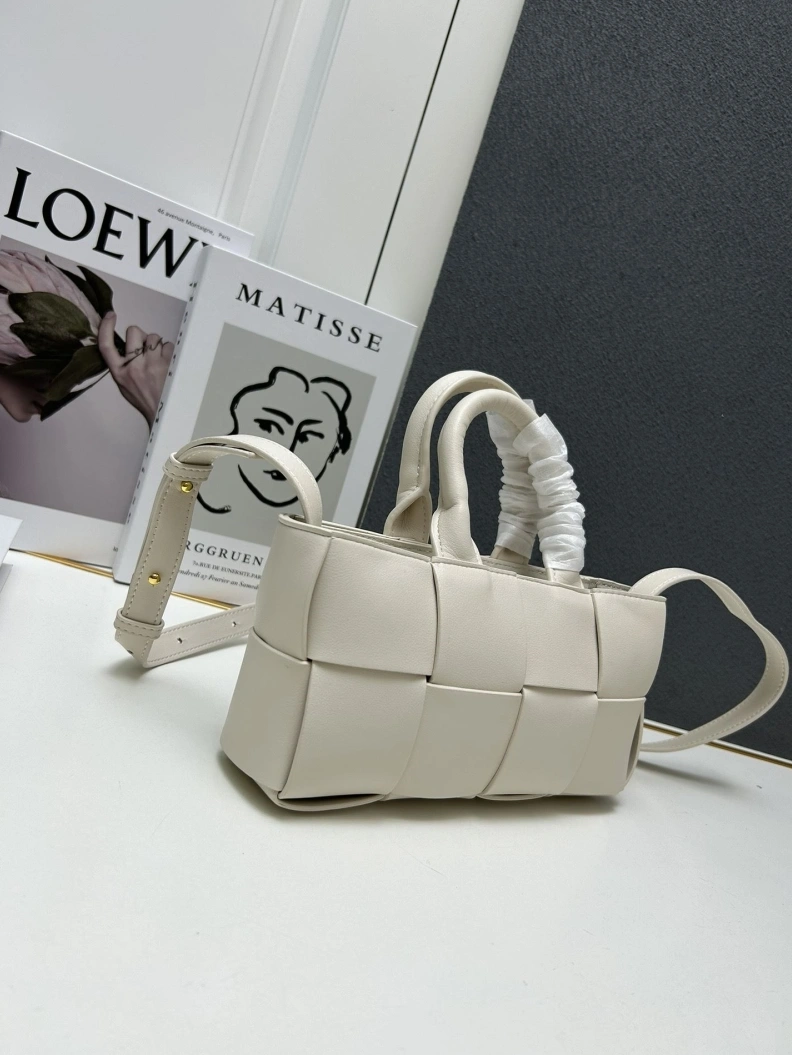 BX Top Handle Bags Classic 78370