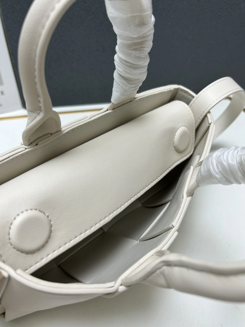 BX Top Handle Bags Classic 78370
