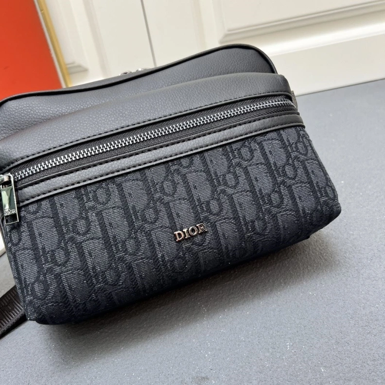 WellDesigned Dxxr Satchel bags 61650