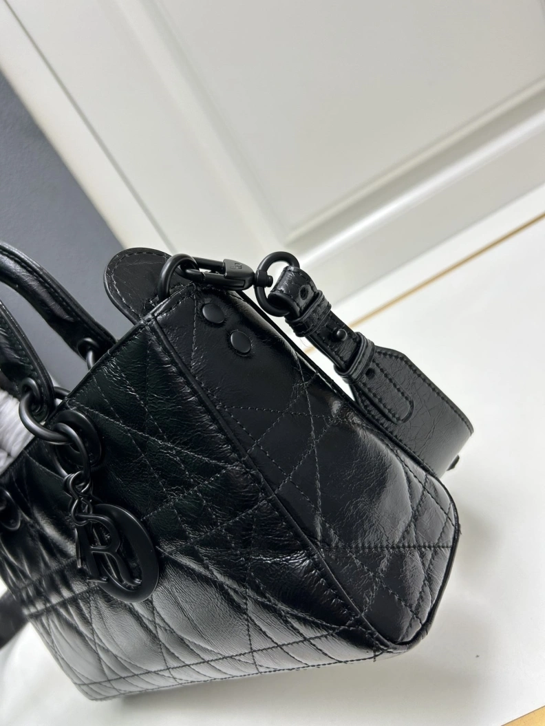Dxxr Top Handle Bags ModernLook 61525