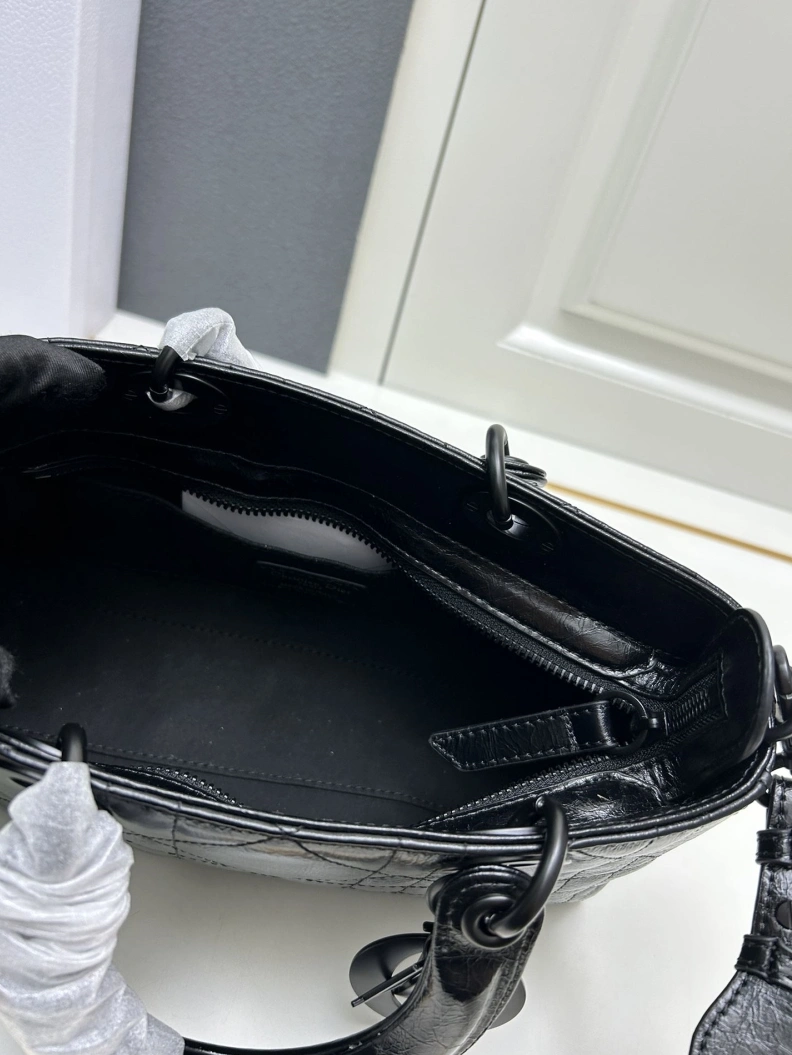 Dxxr Top Handle Bags ModernLook 61525