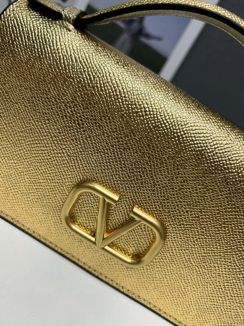 GoodFit Vxlxntino Satchel Bags 76869
