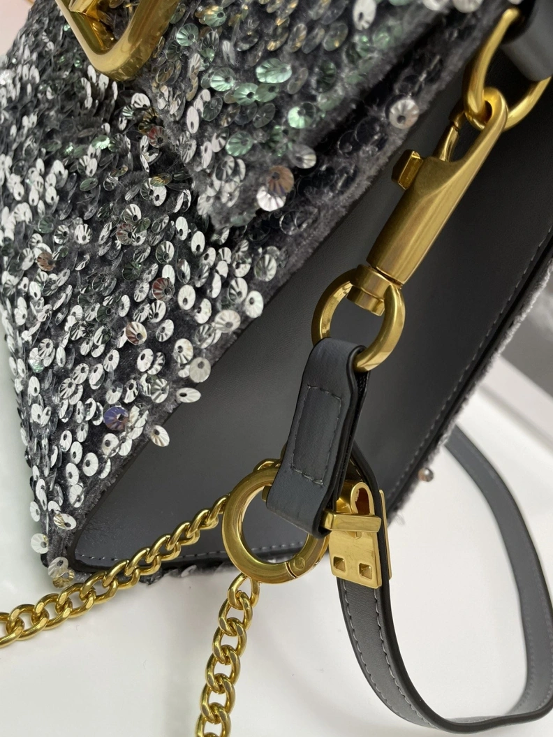 Vxlxntino Handle Bags Sleek 77129