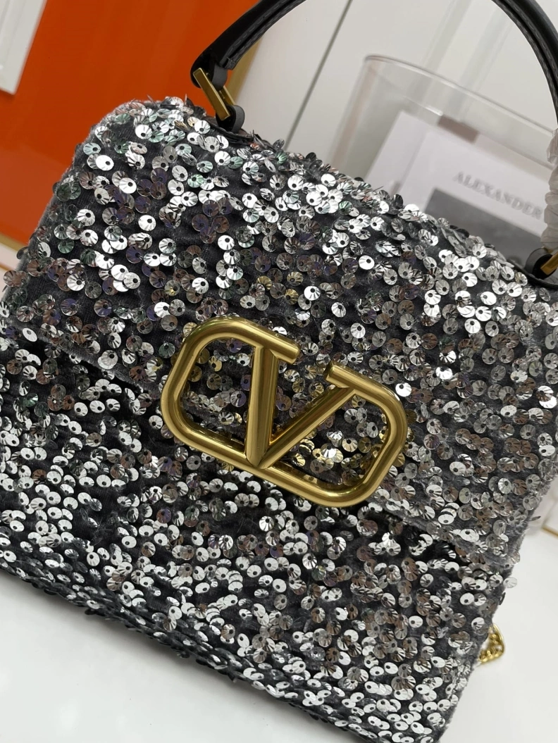 Vxlxntino Handle Bags Sleek 77129