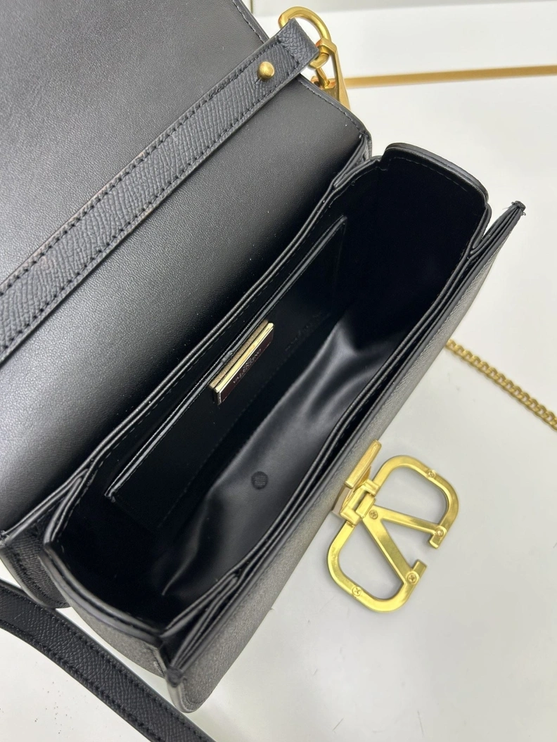 UrbanStyle Vxlxntino Satchel Bags 76825
