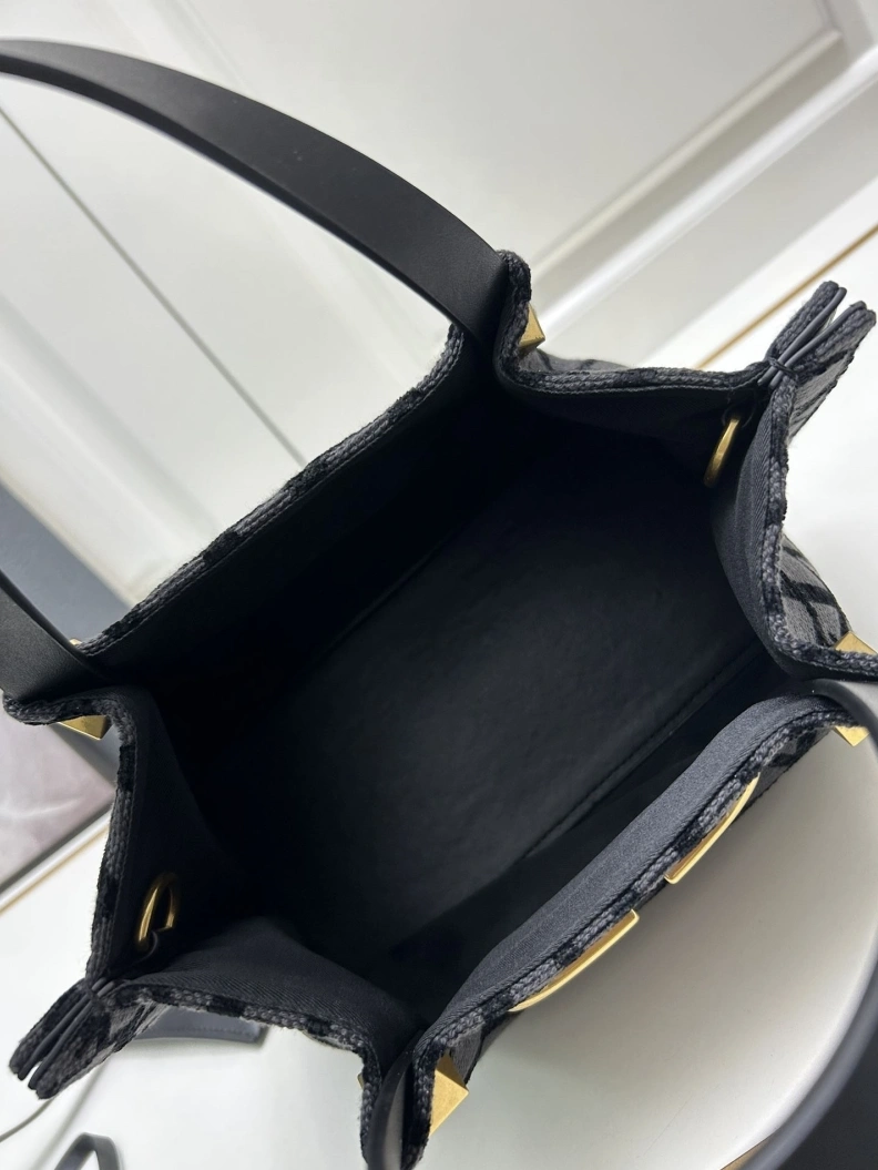 Cozy Vxlxntino Shopping Bags 76695