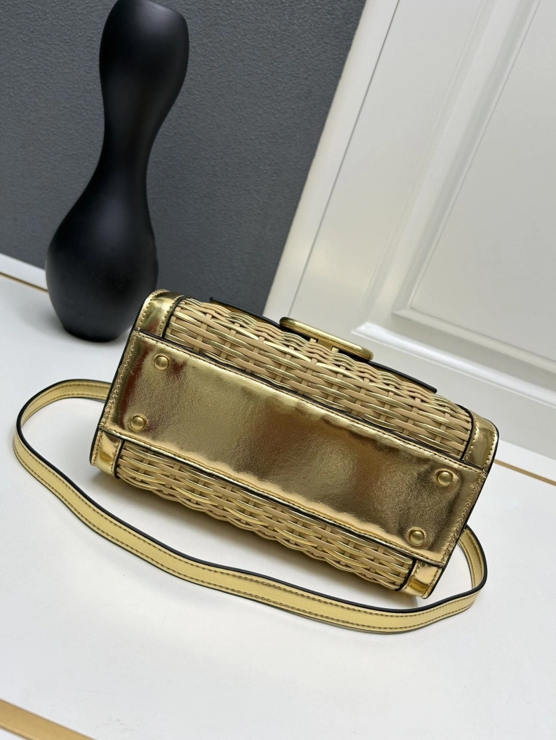 Vxlxntino Handle Bags Bold 77147