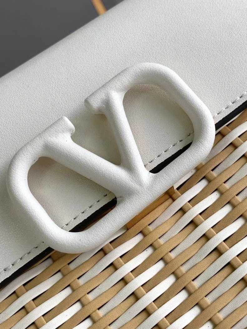Soft Vxlxntino Handle Bags 77107