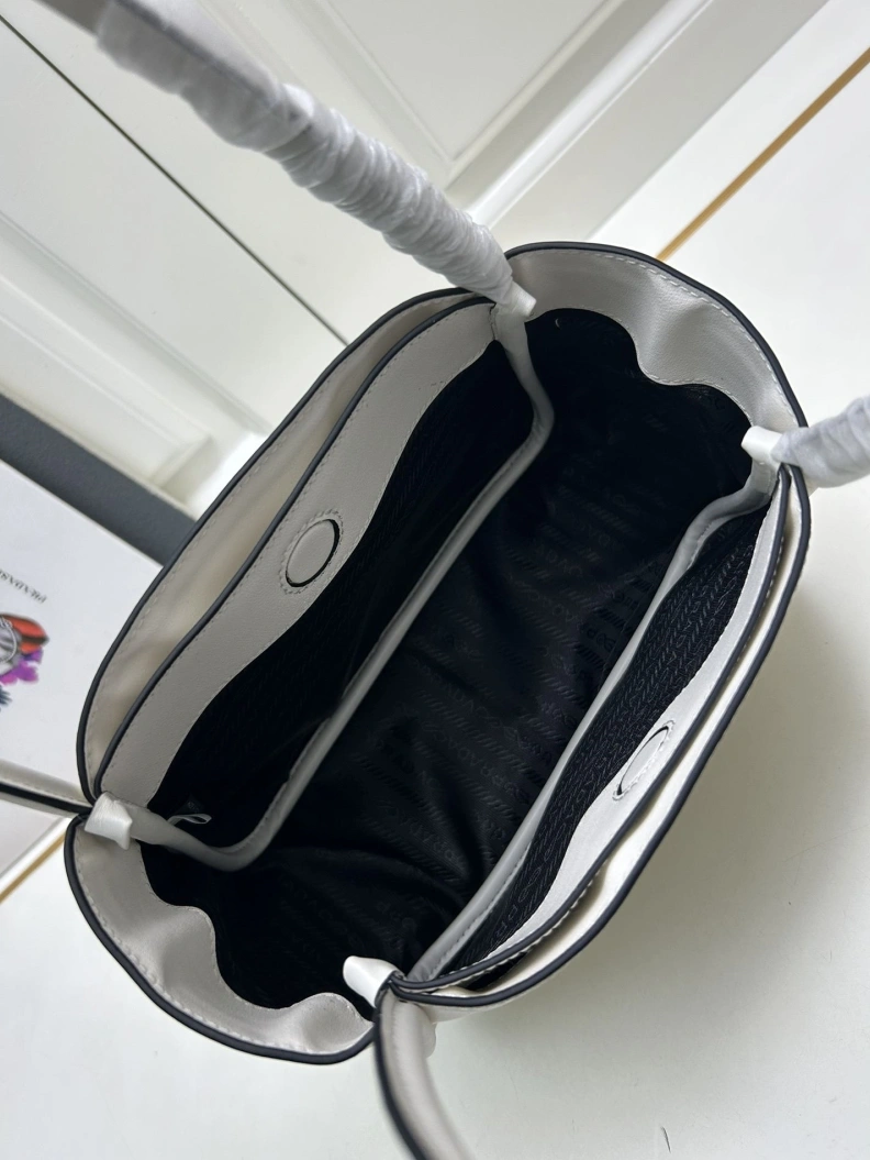Breathable Prxdx Top Handle Bags 58122