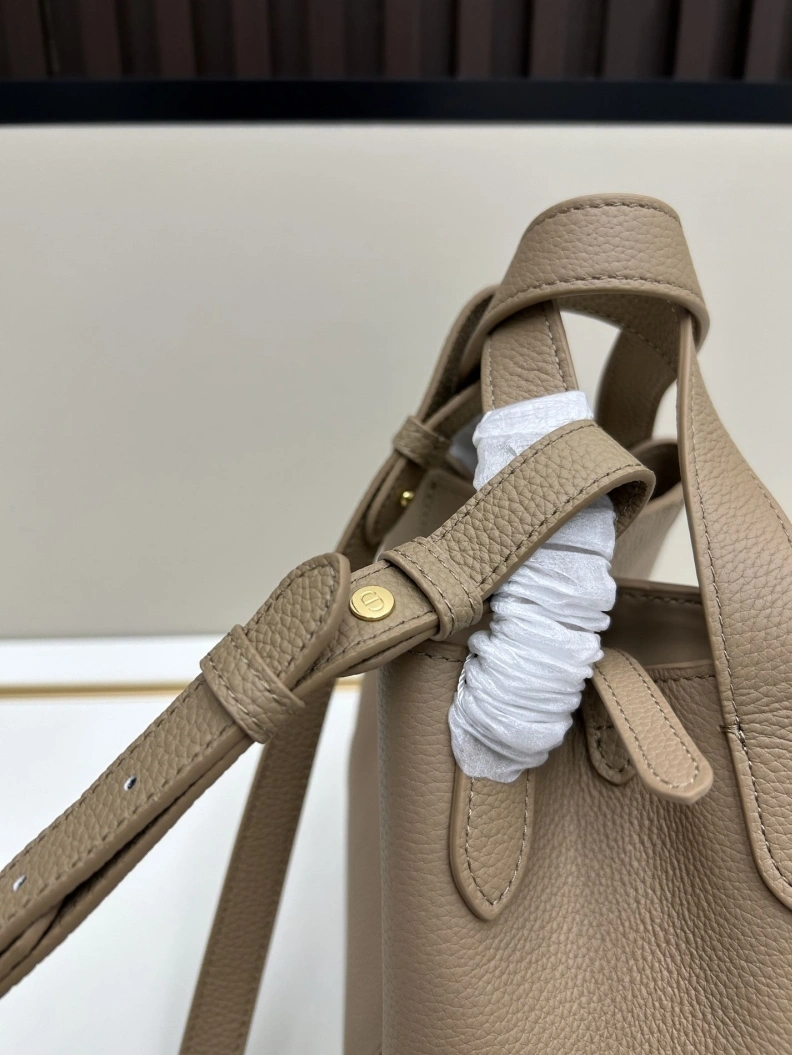 HighQuality Dxxr Top Handle Bags 61494