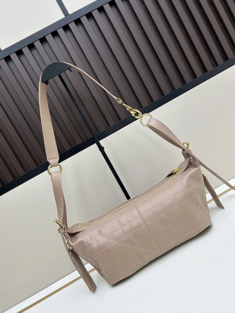 EyeCatching Dxxr Top Handle Bags 61487