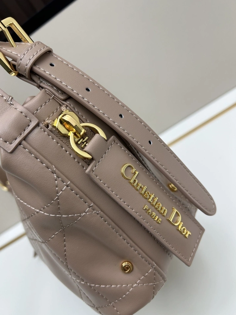 EyeCatching Dxxr Top Handle Bags 61487