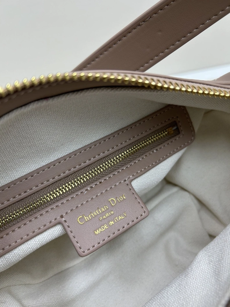 EyeCatching Dxxr Top Handle Bags 61487
