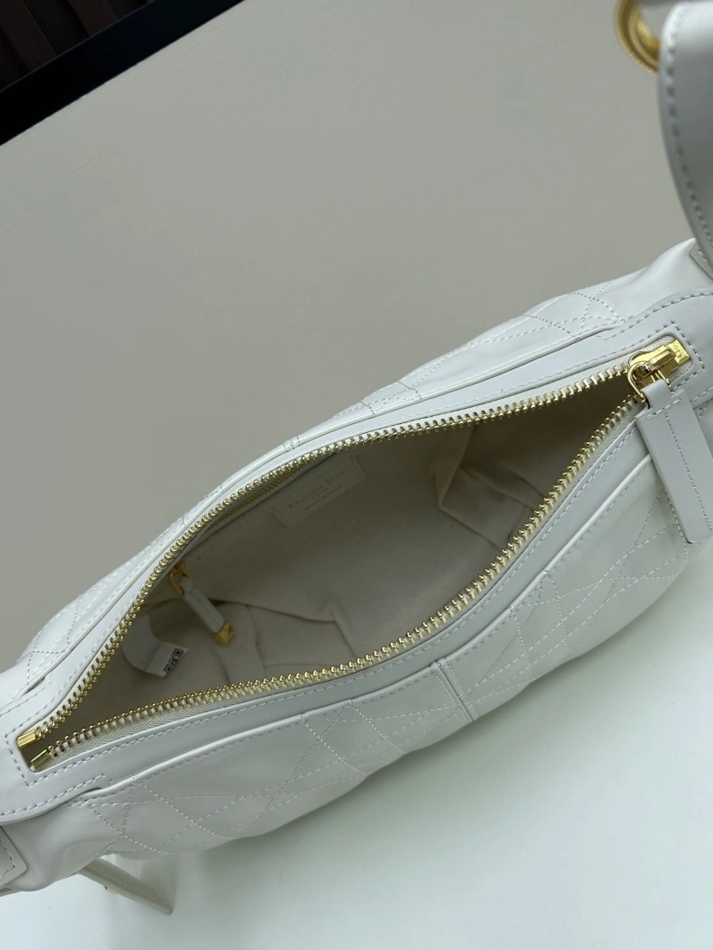 Unique Dxxr Top Handle Bags 61493