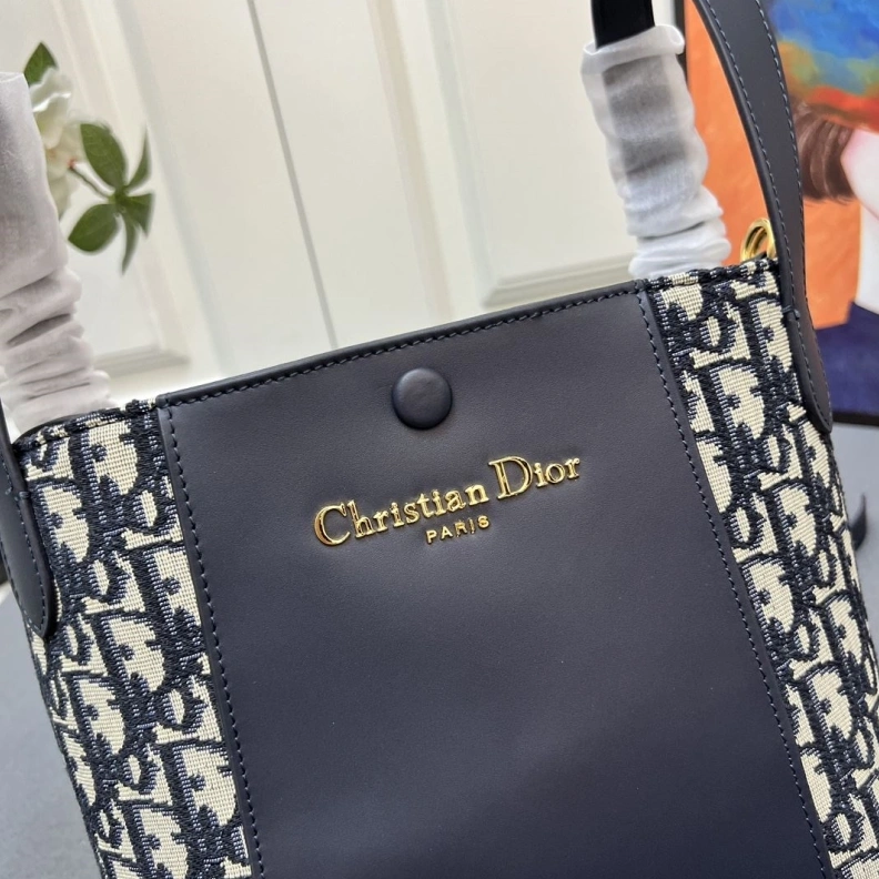 Efficient Dxxr Bucket Bags 61793